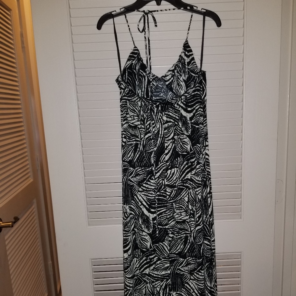 Maxi Palm Petite Dress